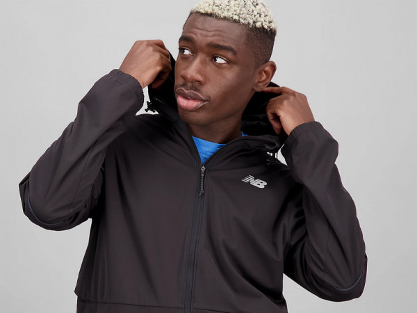 New Balance Herren Regenjacke Impact Run schwarz